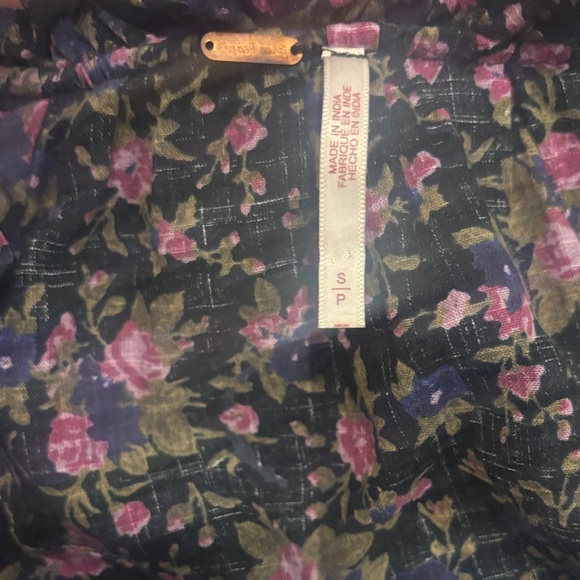 Free People Meant To Be blouse Black Floral - Picture 2 of 10
